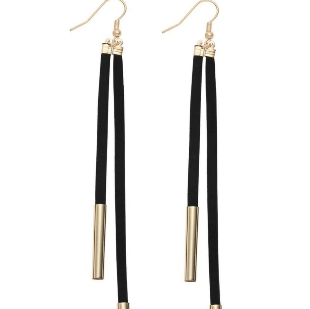 XCalliexx Suede Cord Earrings - Picture 2 of 3